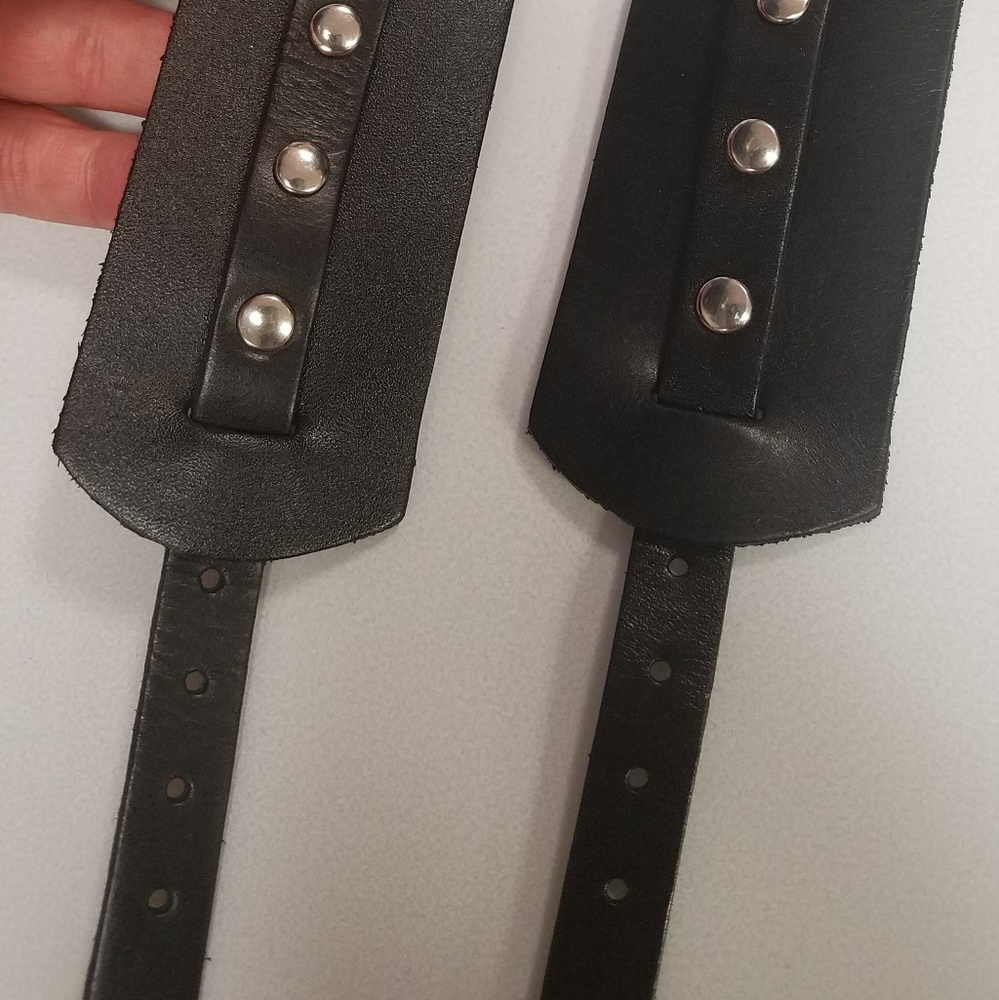 Leather STUD CUFF - Picture 4 of 5